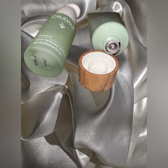 Caudalie - Picture 2 of 3